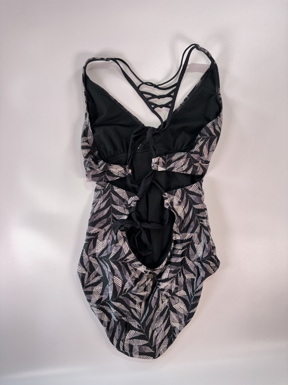 prAna Women’s Atalia One Piece Athletic Swimsuit Strappy Back L - Picture 3 of 13